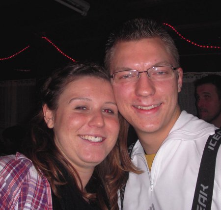 Auch das Prinzenpaar Andre Klobes und Larissa Sündtgen besuchte die Scheuenenparty.