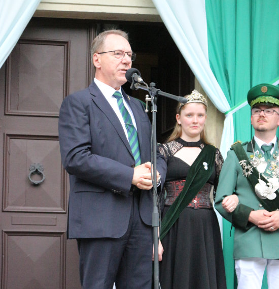 Königskrönung; Landrat Jochen Hagt