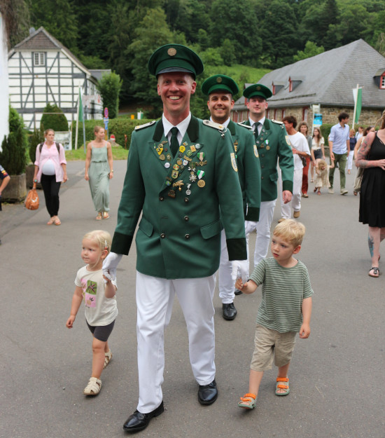 Schützen beim Antreten