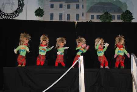 Dancing Puppets
